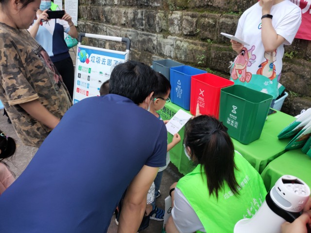 欢度六一丨践行生活垃圾分类，与绿色“童”行-4.jpg