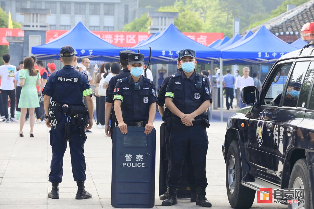 滚动更新｜加油！今日，自贡14814名考生迎战高考-15.jpg