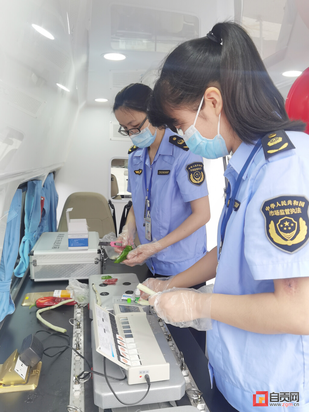滚动更新｜加油！今日，自贡14814名考生迎战高考-26.jpg