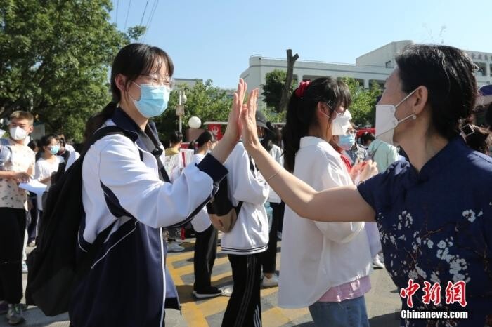 全国高考进入第二天 这些地方已公布查分时间！-1.jpeg
