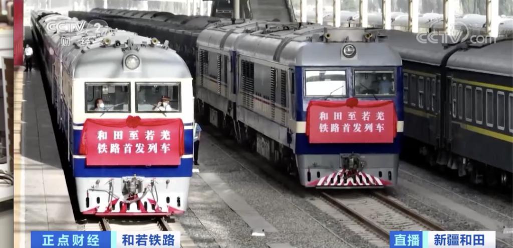 今日开通！世界首条环沙漠铁路线！有多壮观→-1.jpg