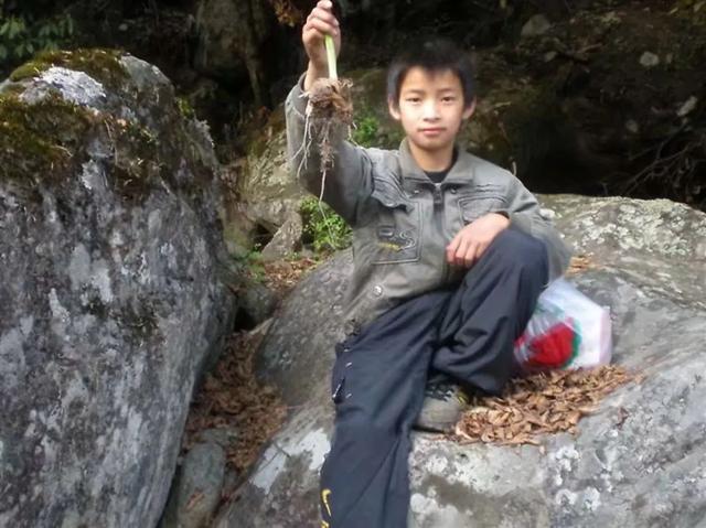 走出大凉山的“寒门”学子：与“自卑”和解，寻找自己的路-4.jpg