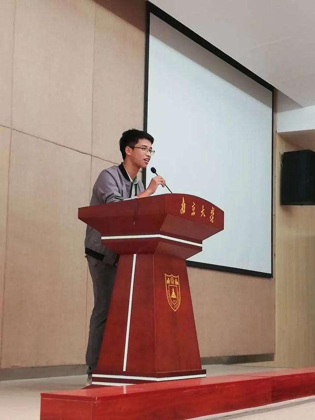 走出大凉山的“寒门”学子：与“自卑”和解，寻找自己的路-10.jpg