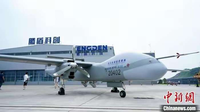“四川造”大型无人机首次完成高空基站技术验证飞行-1.jpg