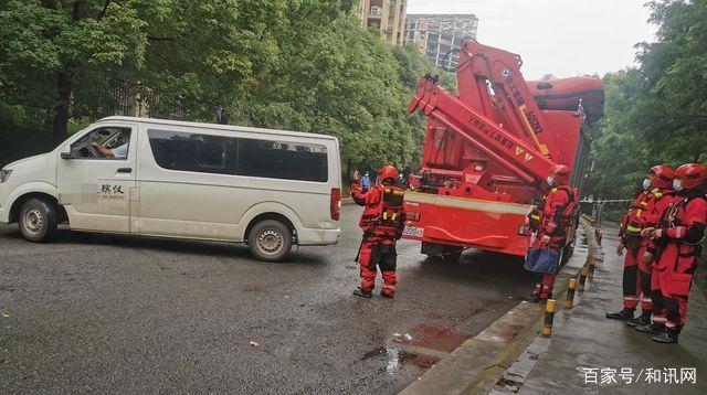 “16岁男孩下河救狗溺水失联”续：确认溺亡，遗体已打捞上岸-1.jpg