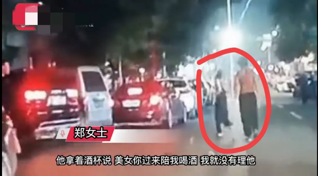 唐山烧烤店打人事件后 又现女子拒陪酒遭男子追砍 躲便利店报警-2.jpg
