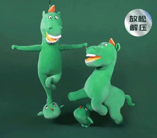 省博“马踏飞燕”玩偶凭“丑萌”出圈，上架半月售出千余件-3.jpg