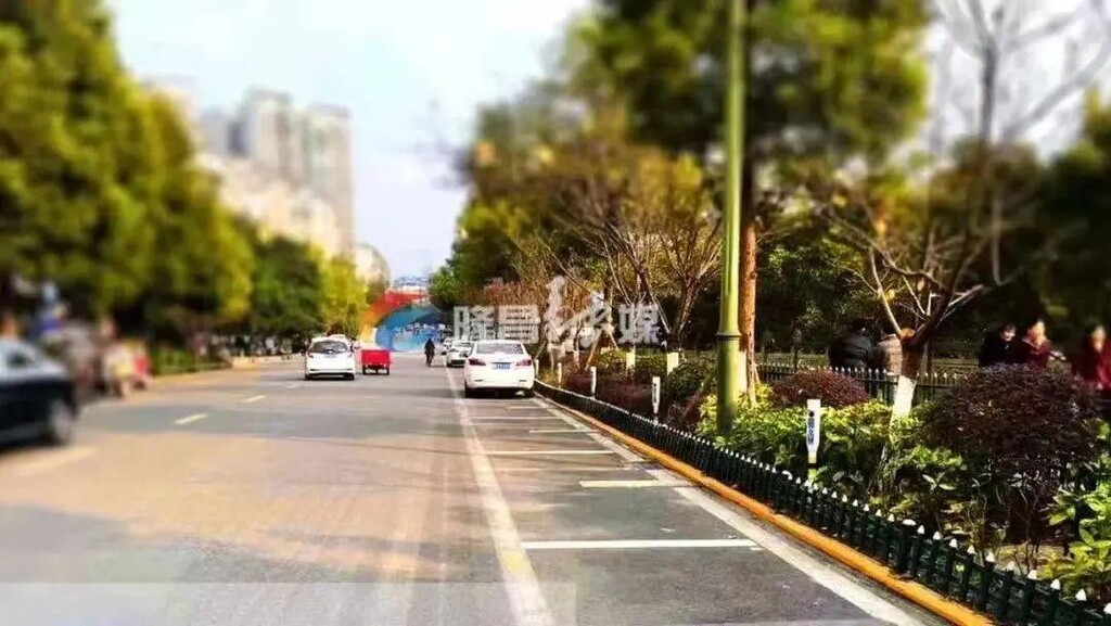 内自同城 | 严查违停！隆昌城区这42条道路调整为交通严管路段→-1.jpg