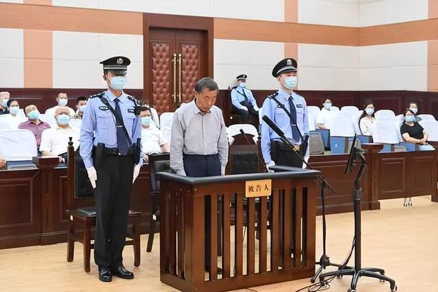 首次披露！72岁的“老虎”，被查当月还在大肆收钱-2.jpg