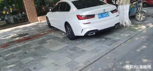 高清无码！富顺街头这些违停车辆被曝光，有你的爱车吗？-2.jpg