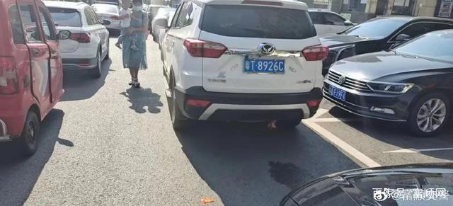 高清无码！富顺街头这些违停车辆被曝光，有你的爱车吗？-7.jpg