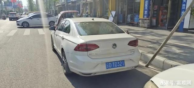 高清无码！富顺街头这些违停车辆被曝光，有你的爱车吗？-10.jpg