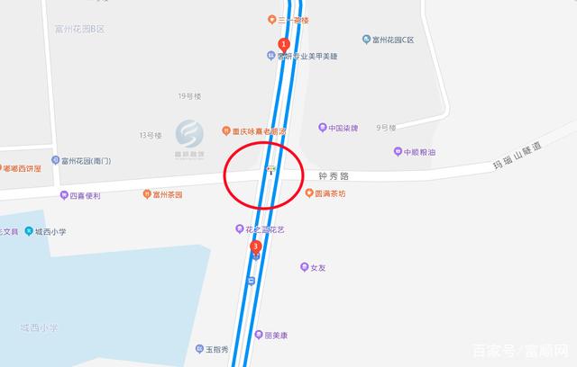 速看！富顺城区这个重要路口已启用红绿灯，过往车辆请注意-2.jpg