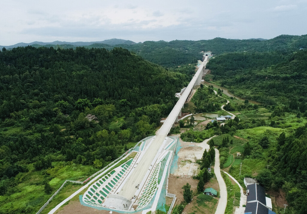 好消息！汉巴南铁路“中枢大脑”建设全面启动 2024年5月建成通车-2.jpg