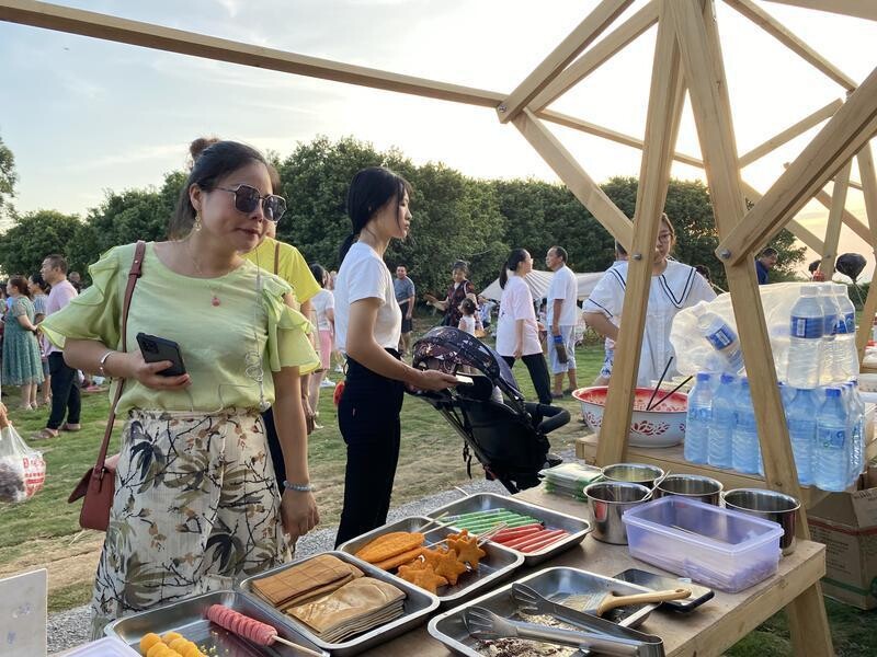 内自同城 | 观夜幕星河、住“太空舱”、赏劲歌热舞、品美味小吃、帐篷露营…快来隆昌...-8.jpeg
