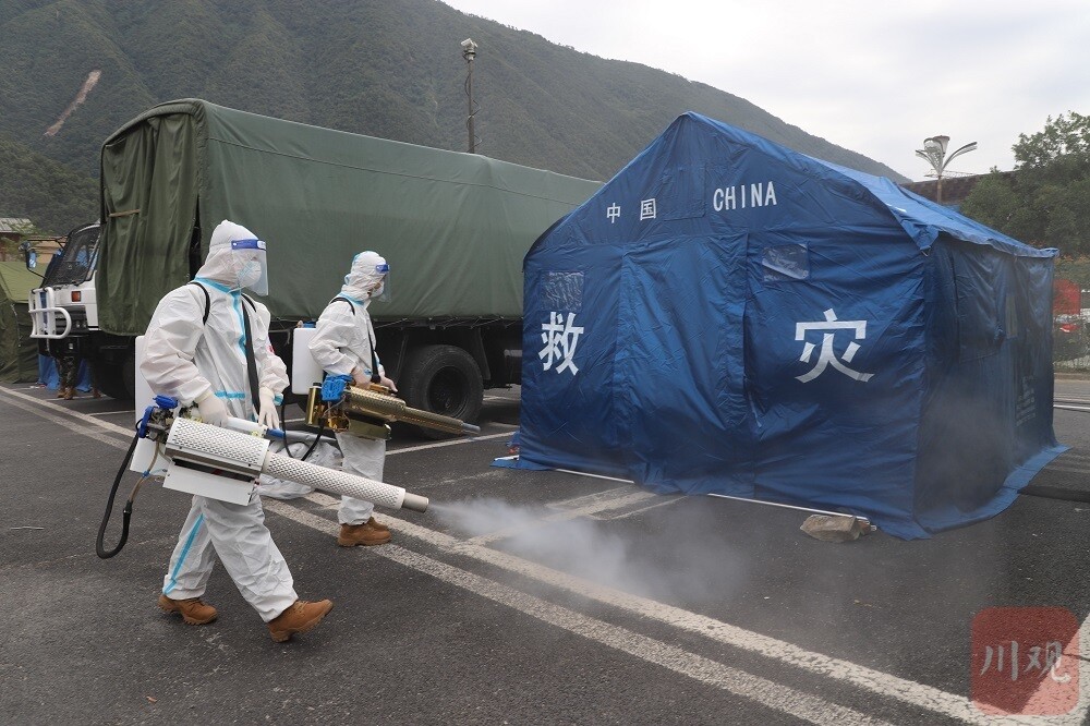 滚动更新丨“9·5”泸定地震已造成88人遇难-20.jpg