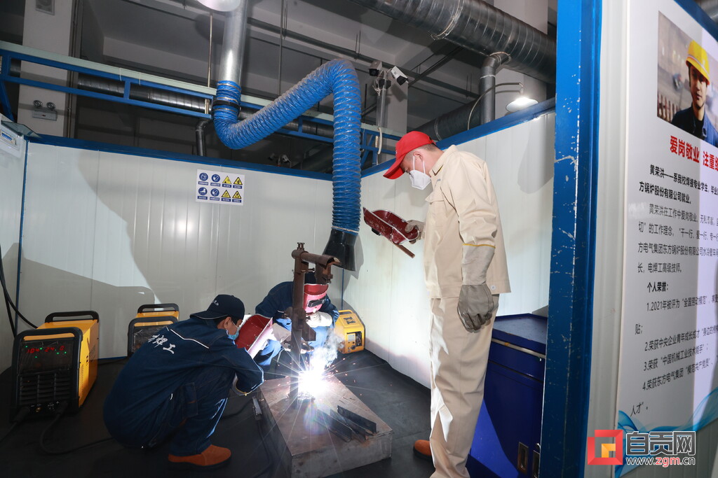 推动职业教育产教融合 为自贡建设工业强市储备人才-1.jpg