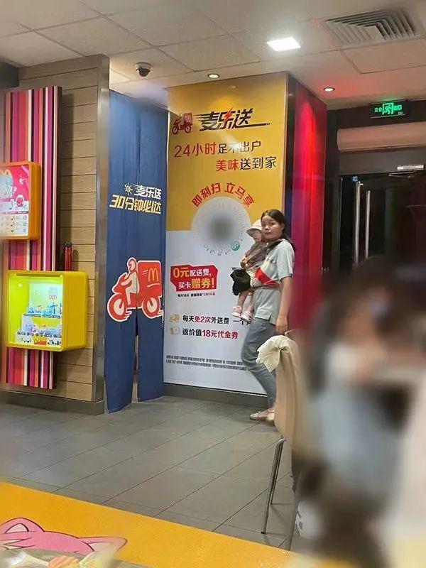 21岁单亲妈妈让全网心疼！丈夫去世，婆婆拿赔偿金后赶她出门？当地妇联回应-7.jpg