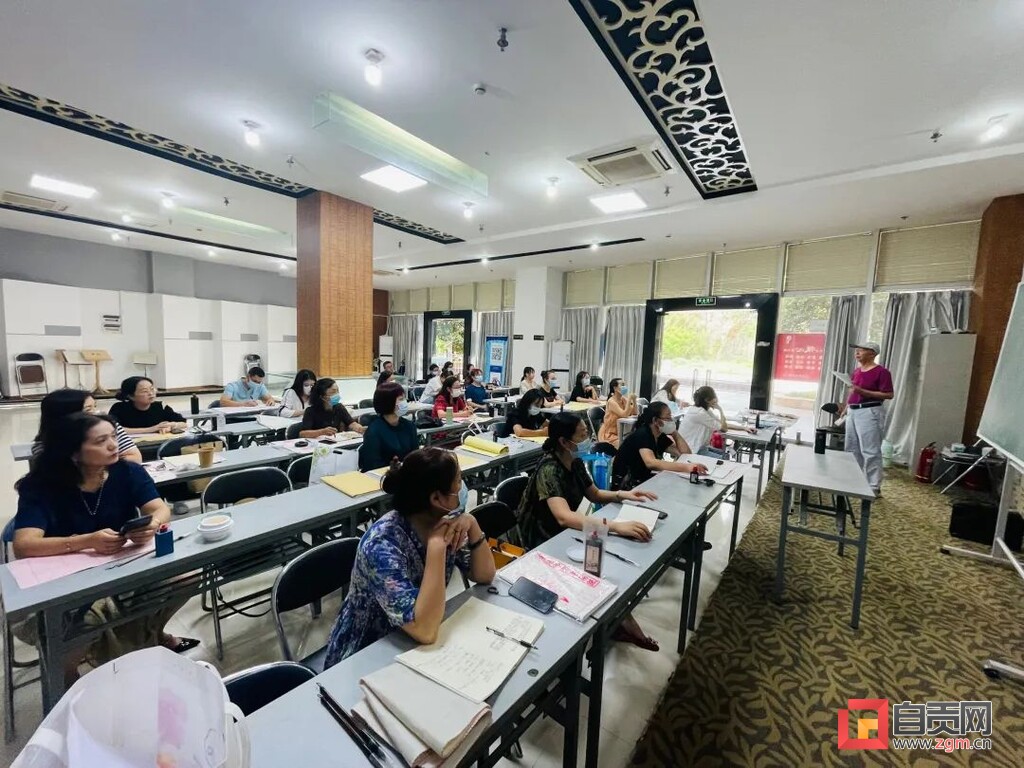 自贡市文化馆2022年秋季全民艺术普及免费培训班开班-1.jpg
