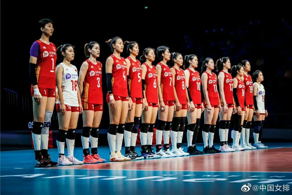 3-0！中国女排击败日本队-1.jpg