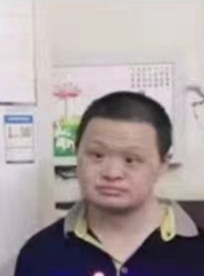 寻人！刘勇，40岁，穿白色翻领T桖、黑色裤子……-2.jpg