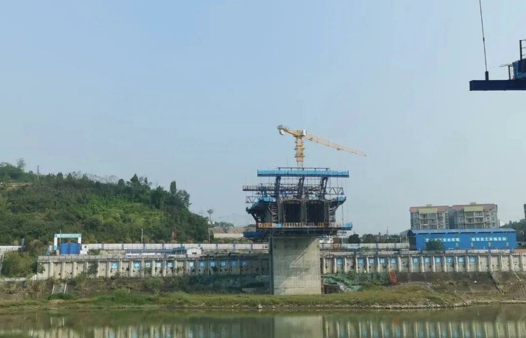 内自同城 | 预计明年上半年完成合龙！内江这座新大桥要来了——-1.jpeg