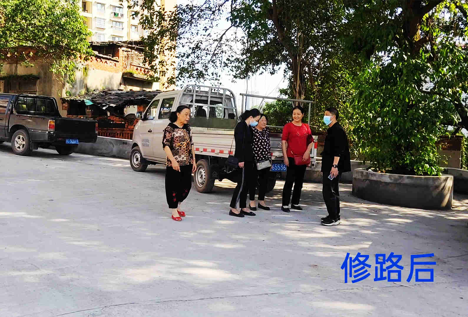 暖心！社区为居民解忧 收获锦旗-5.jpg
