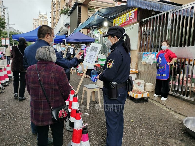 内自同城 | 营业时间有调整！临江丽景农贸市场“疫”后大变样-2.jpeg