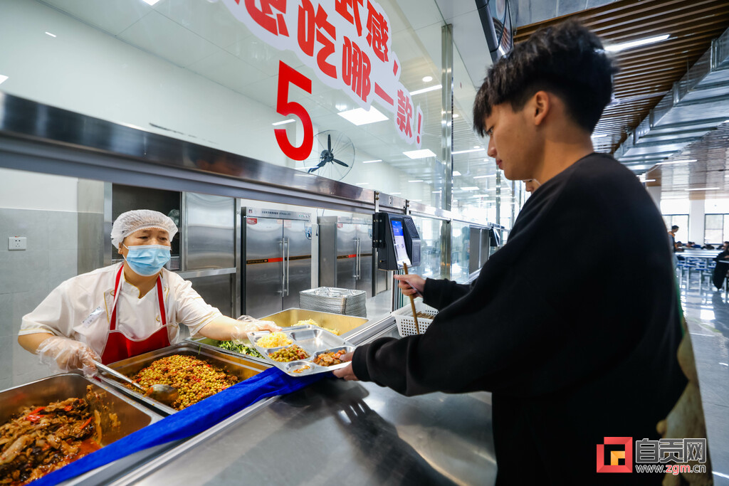 为食堂团餐传递家的味道——市城投集团嘉之润供应链以国企品质助推产业再升级-5.jpg