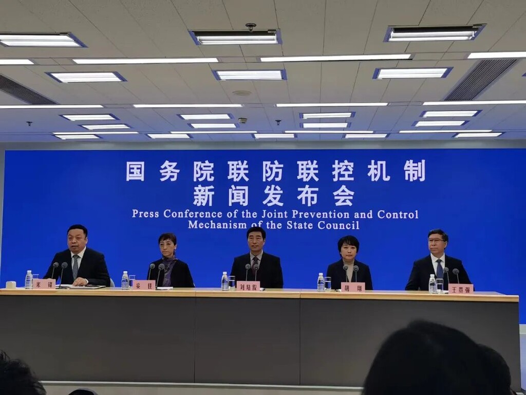 秋冬季节流感高发，如何区分新冠肺炎、普通感冒和流感？-1.jpg
