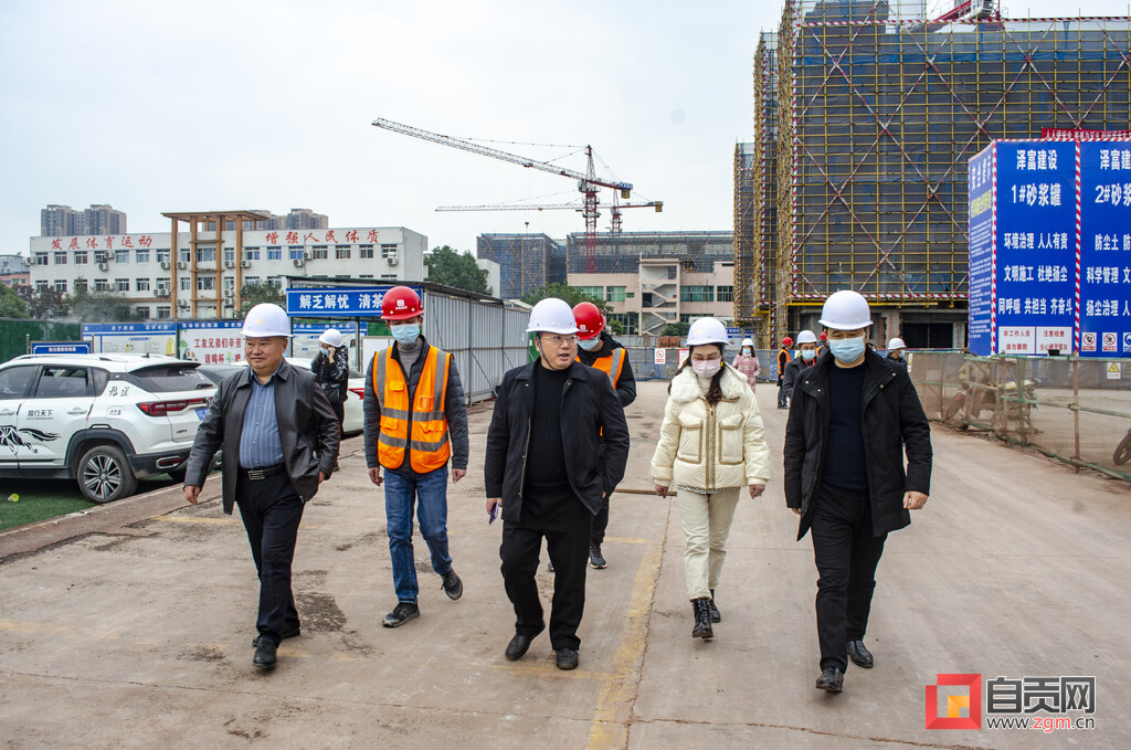 富顺县督查富顺一中改扩建工程-1.jpg