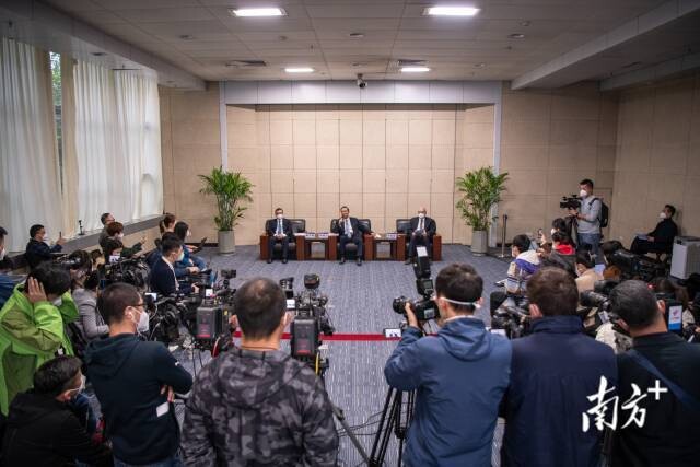 钟南山最新判断：预计明年上半年能恢复到疫情前生活状态-6.jpg