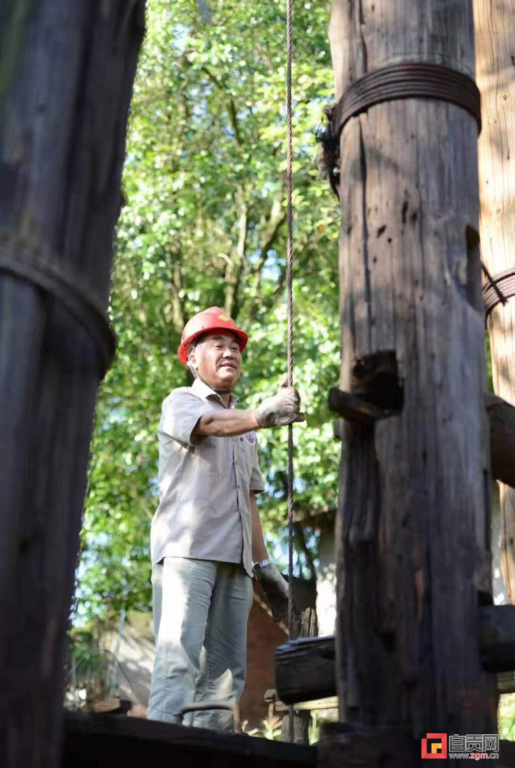 自贡非遗传承保护：从“养在深闺人未识”到“飞入寻常百姓家”-13.jpg