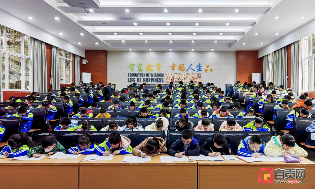 塘坎上小学：学生速算大赛展风采-1.jpg