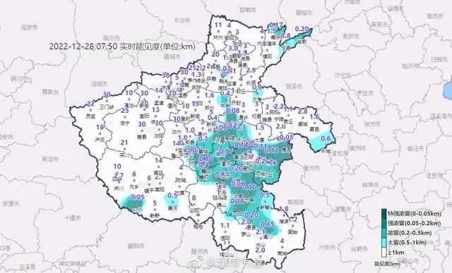 突发！200多辆车连环相撞，有车辆叠在车顶！已造成1人死亡-8.jpg