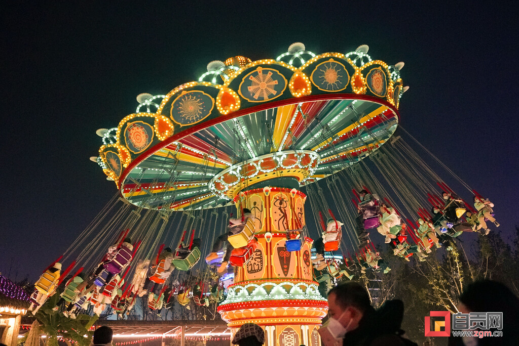 焰火耀新年 所愿皆成真 自贡方特解锁冬日欢乐新体验-5.jpg