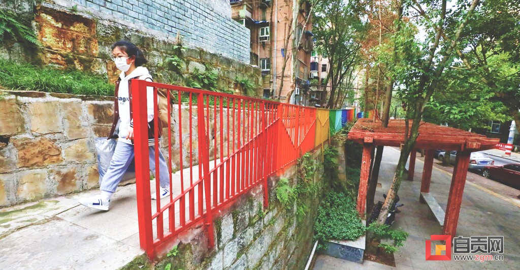 自贡：口袋公园——为老百姓增添“幸福”绿地-4.jpg