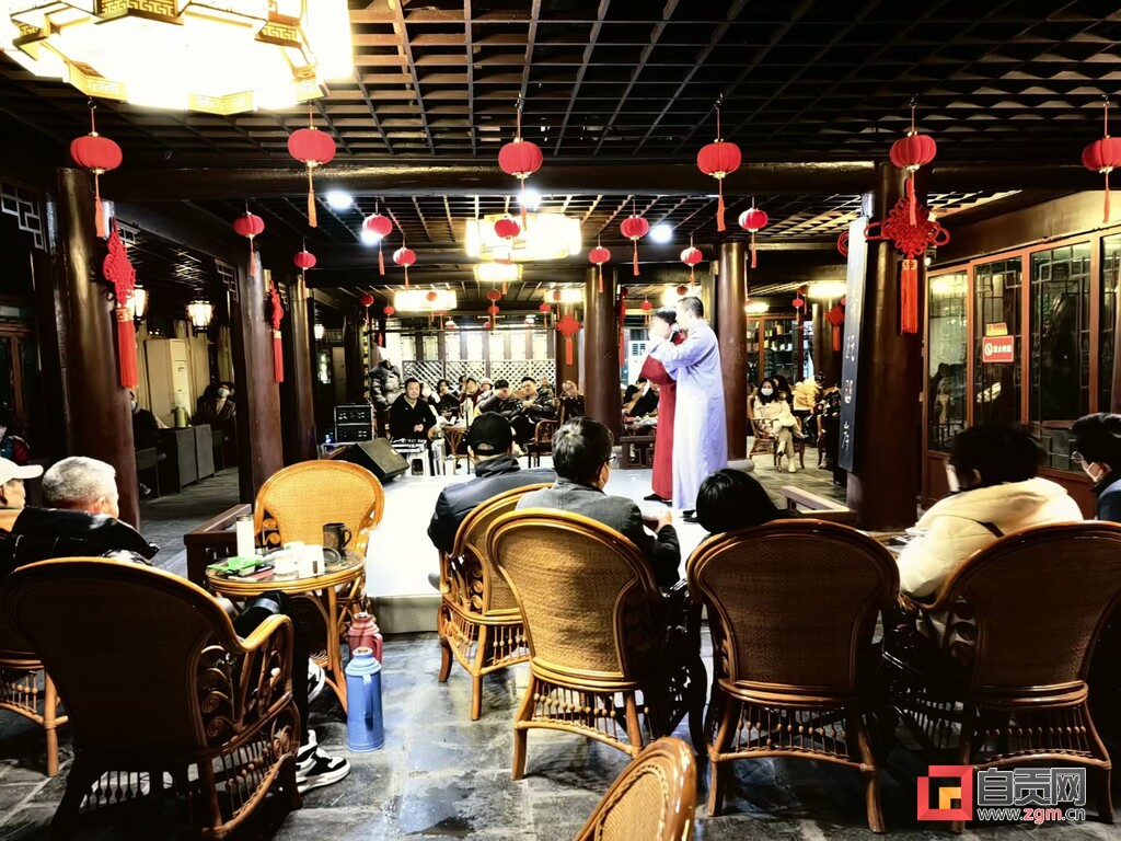 彰显城市韵味 笑迎八方宾客——“中国灯城”全城璀璨绽放-1.jpg