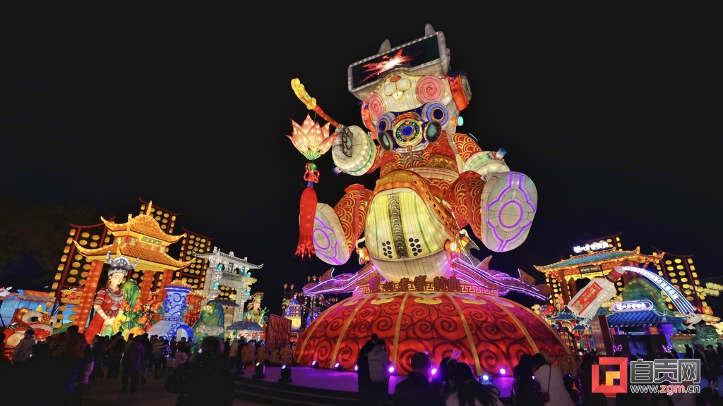 走进千灯之城 开启奇幻之旅——第29届自贡国际恐龙灯会亮点纷呈-4.jpg