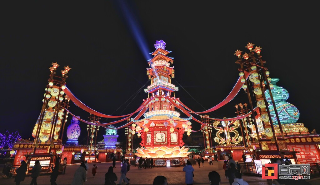 走进千灯之城 开启奇幻之旅——第29届自贡国际恐龙灯会亮点纷呈-5.jpg