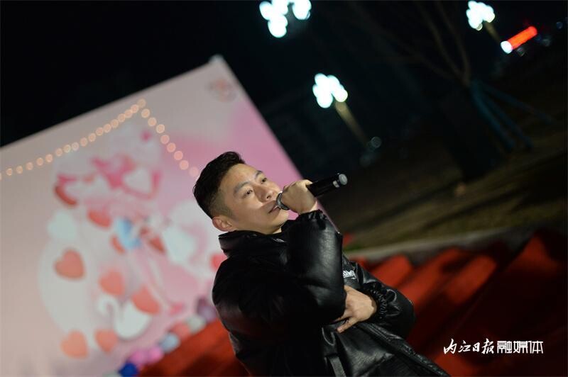 内自同城|甜蜜之夜！160名内江青年男女相约汉安湖谈情说爱-9.jpeg