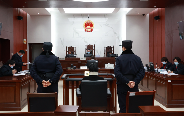 首次披露！远房表亲成安徽一县委书记情人后，受贿超千万-1.jpg