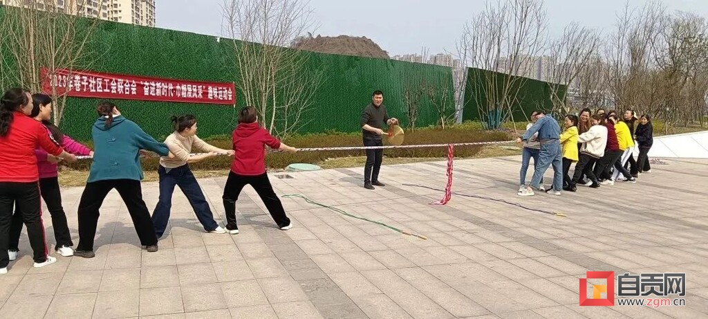 巾帼展风采 高新区举行 “三八”妇女节系列活动-2.jpg