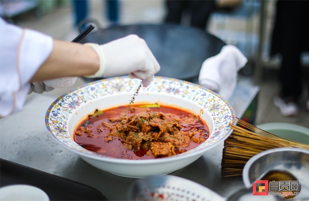 自贡12家餐企+31位厨师进入省级“天府名厨”“天府名店”第二轮投票赛-1.jpg