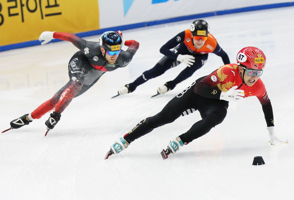 金牌！中国队夺得短道速滑世锦赛男子5000米接力冠军-1.jpg