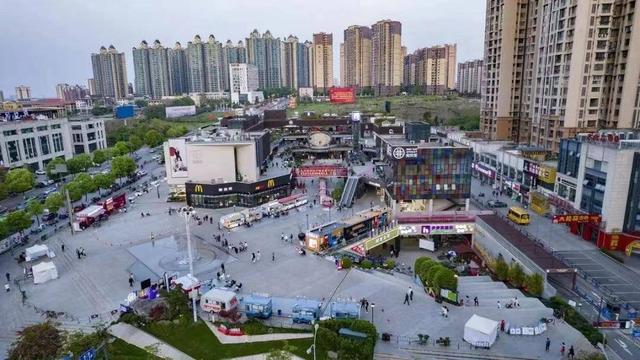 不到1分钟价值100万电子消费券被抢空！高新区各大商圈迎来火爆消费热潮-3.jpg