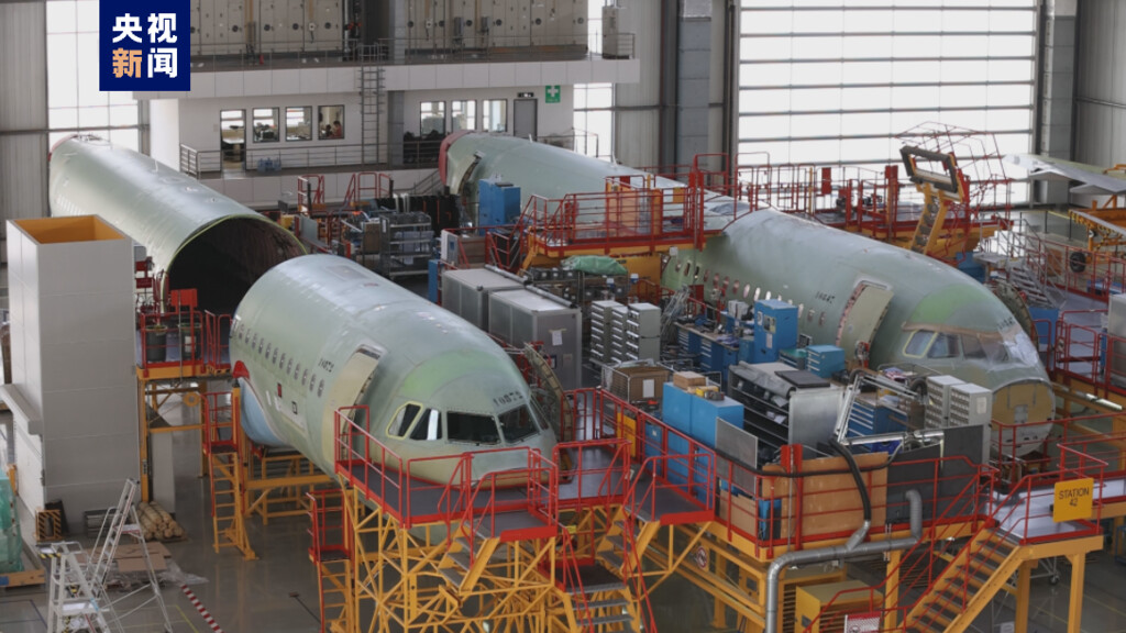 新机型！空客交付首架在天津总装A321飞机-2.jpg