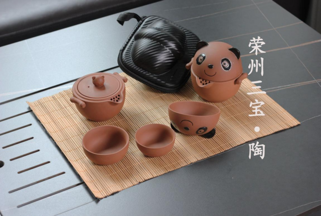 自贡文创产品亮相第17届中国义乌产品 文化和旅游产品交易博览会-6.jpg