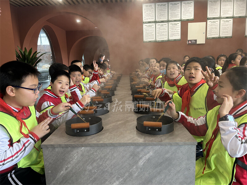 内自同城 | 打造“中国甜食之都”！内江“甜味+”产业链激活“甜基因”-4.jpg