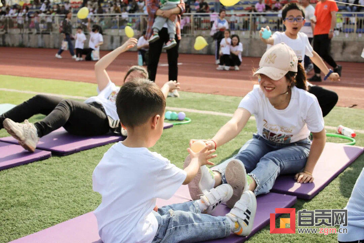 “十二生肖”齐上阵！爱森领御幼稚园举办第二届亲子运动会-3.jpg
